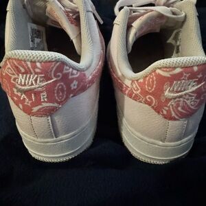 Nike Air Pink Paisley Women's Sneakers